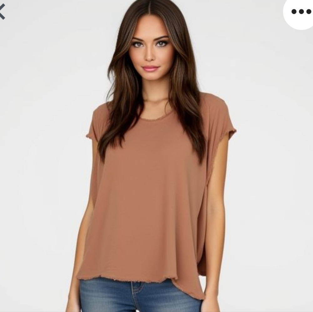 Republic Industry Woman Short Sleeve‎ Top Camel